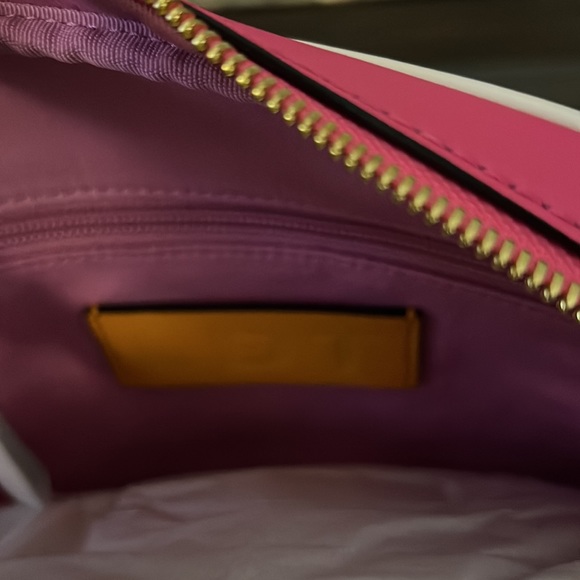 LDT
Jill Stripe Colorblock Lunchbox Crossbody Bag - Picture 11 of 14